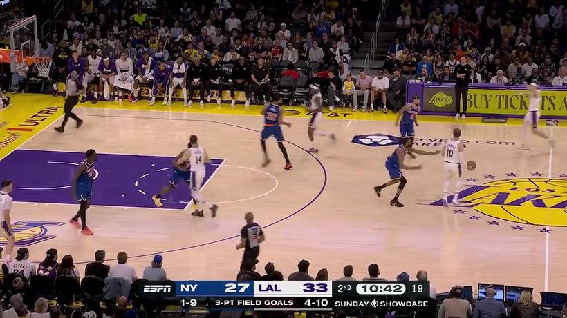 湖人vs尼克斯库兹马（湖人vs尼克斯全场回放5月12）