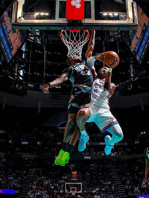 多苏穆24+5海兰19+7森林狼大胜步行者止3连败