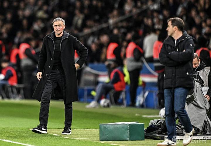 恩里克：斯洛特是很出色的教练，和这样的对手交手总让人高兴