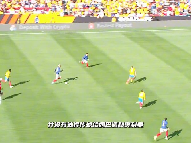 阿邦拉霍:埃基蒂克踢巴黎的表现完全是耻辱,态度懒散至极