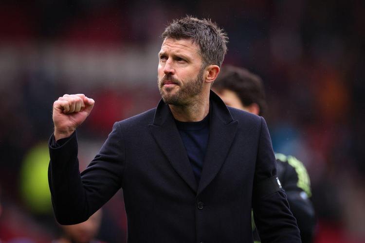 曼联帅位选择:转正卡里克还是砸钱请名帅