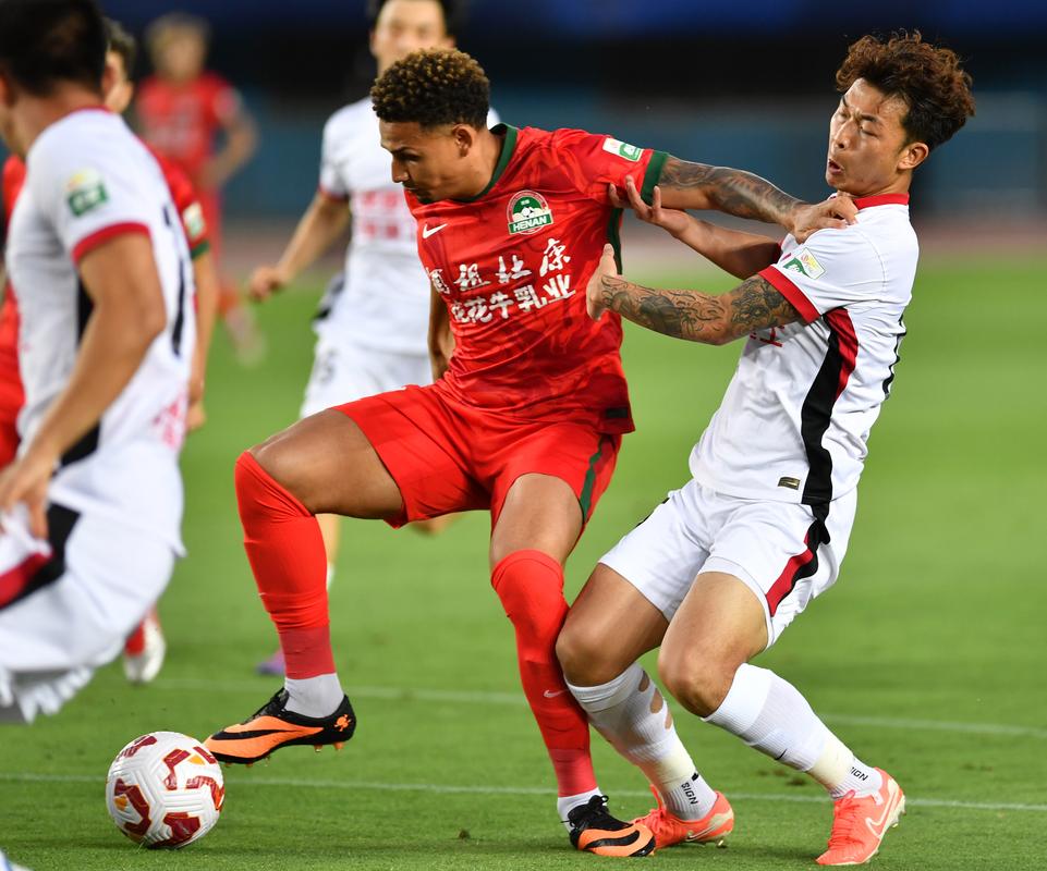 西南F3全胜!蓉城13分领跑,五队积分转正,津门虎8垫底